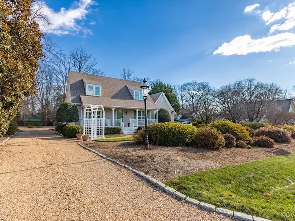 8608 Grand Summit Rd, North Chesterfield, VA 23235