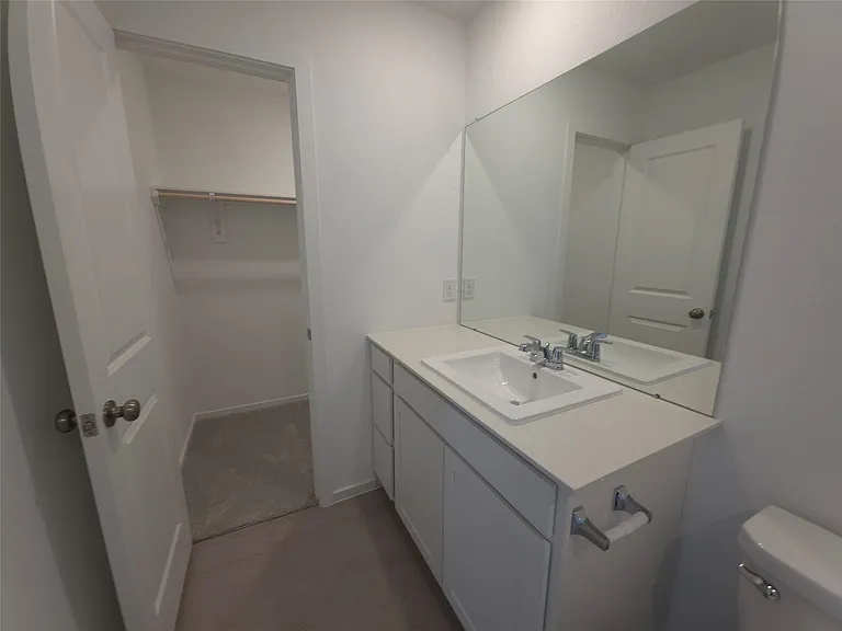 26930 Cascade Sunrise St — Photo 16