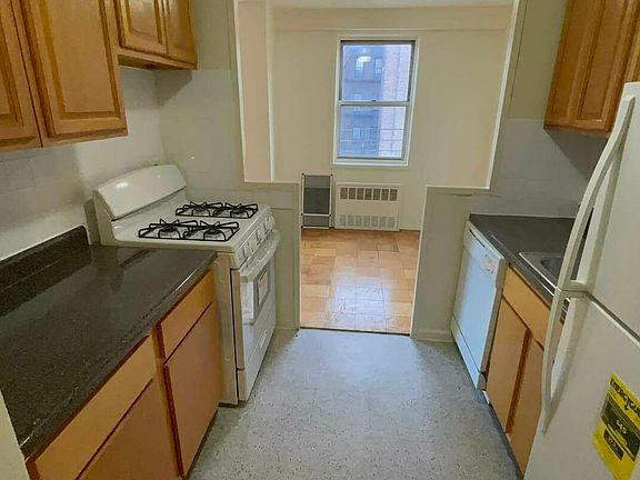 4th image of 630 Ocean Ave APT 4F