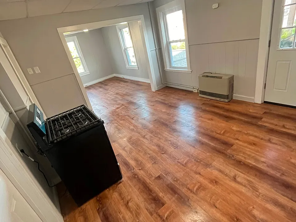 119-121 Greenwood St #2