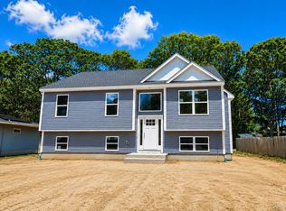 5 A Stuart Road, Shirley, NY 11967