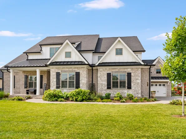 5817 Wagonvale Dr, Arrington, TN 37014