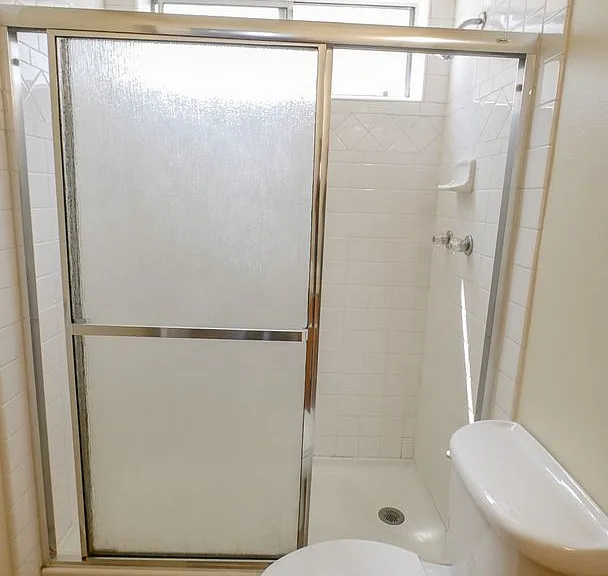 4345 Rialto St — Photo 14