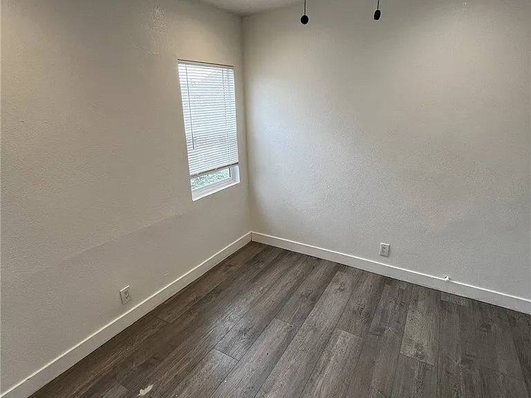 4518 S Normandie Ave #3/4 — Photo 9