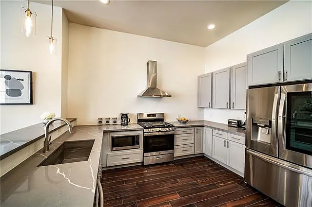 210 Decatur St #202A — Photo 7