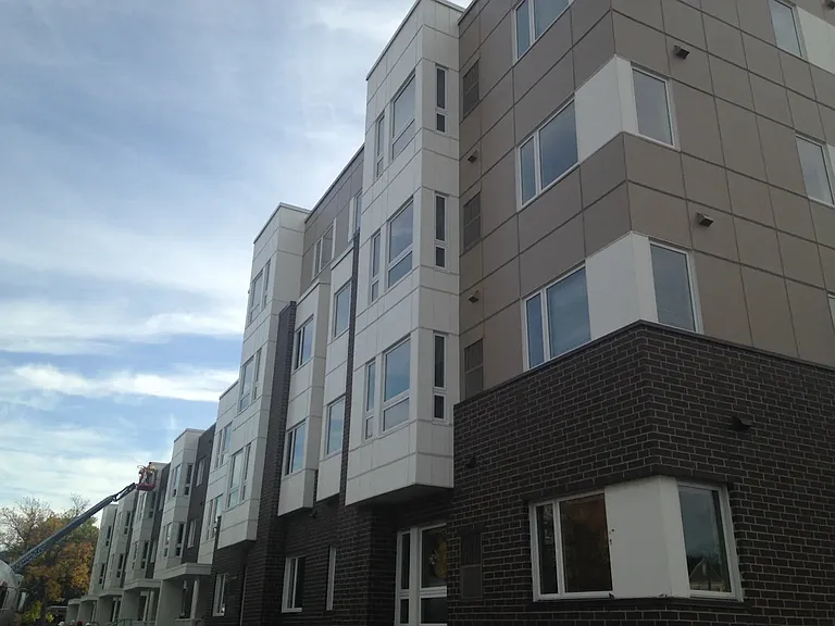 Oxford Village — Photo 4
