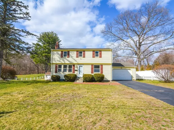 31 Jarr Brook Rd, Holliston, MA 01746