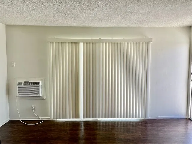 685 E Vista Chino #H1 — Photo 6