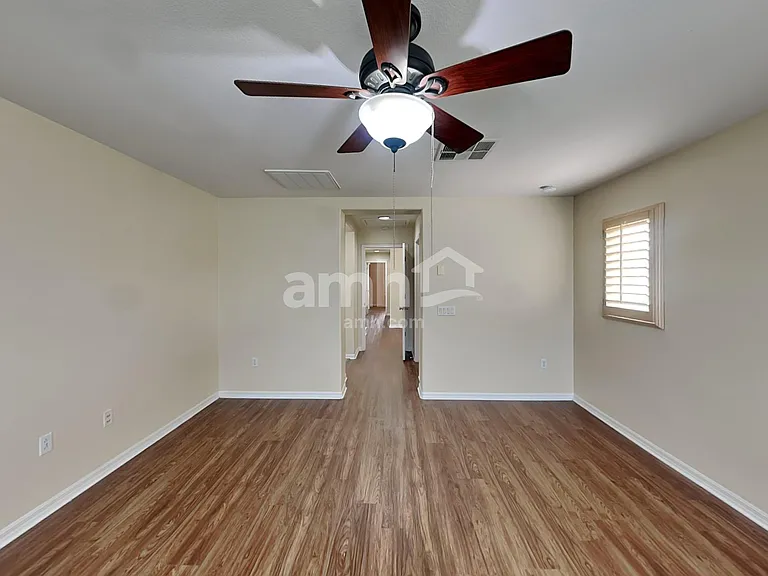 136 Palatial Pines Ave — Photo 10