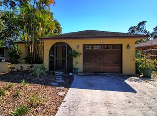 646 93rd Ave N, Naples, FL 34108
