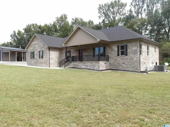 390 Pine St, Geraldine, AL 35974