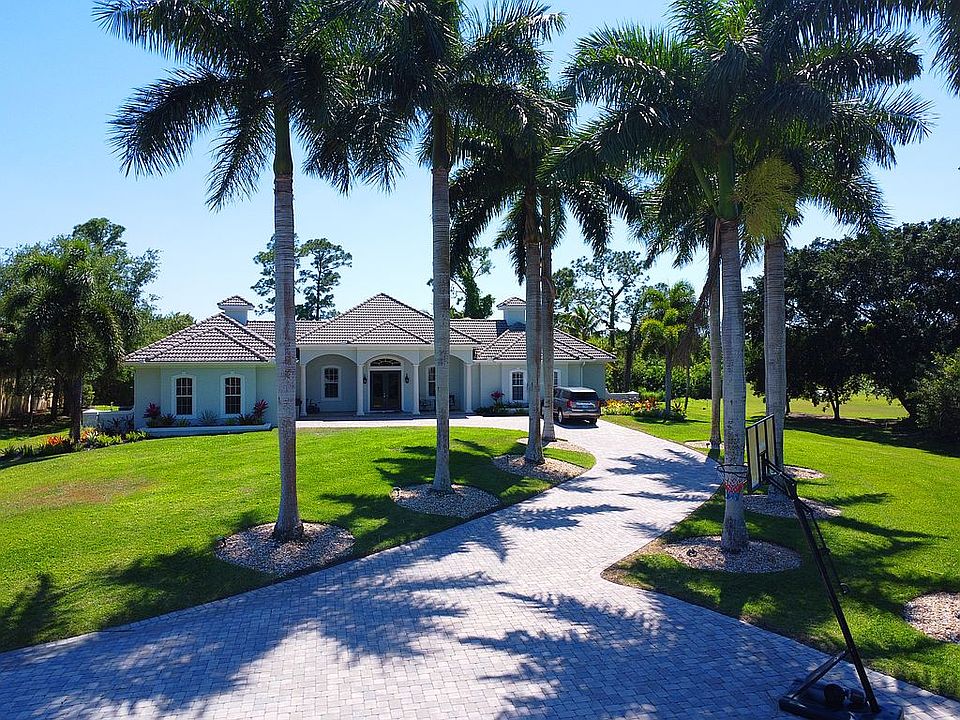 1st image of 10520 SW Fiddlers Way