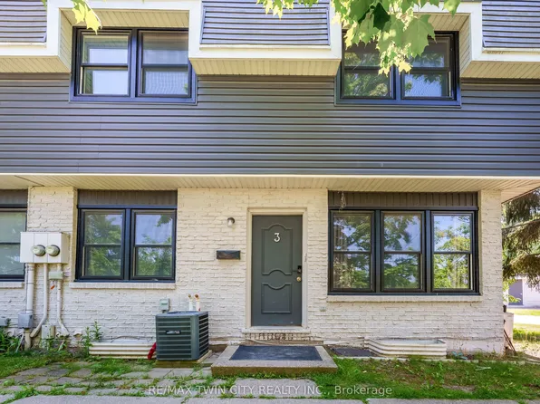 513 Quiet Pl #3, Waterloo, ON N2L 5L6
