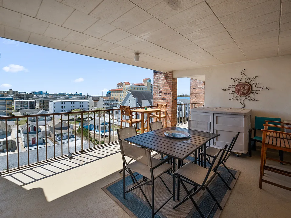 Huge balcony - perfect for entertaining or just enjoying the view.
