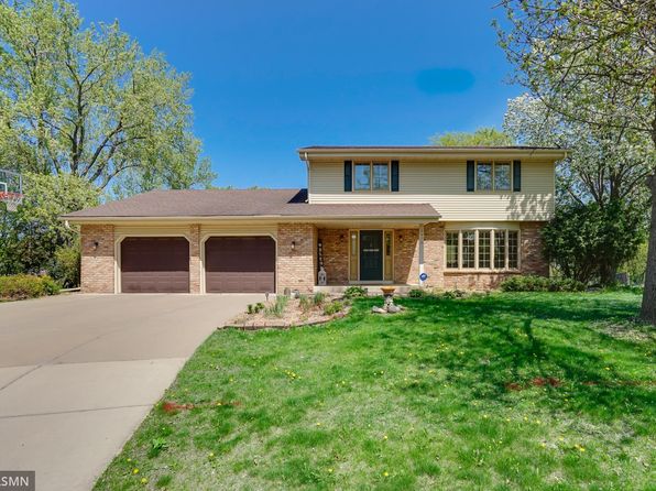 6672 Edgemont Blvd N, Minneapolis, MN 55428