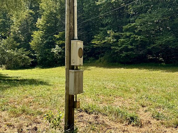 5th image of 3261 Waterfall Creek Rd