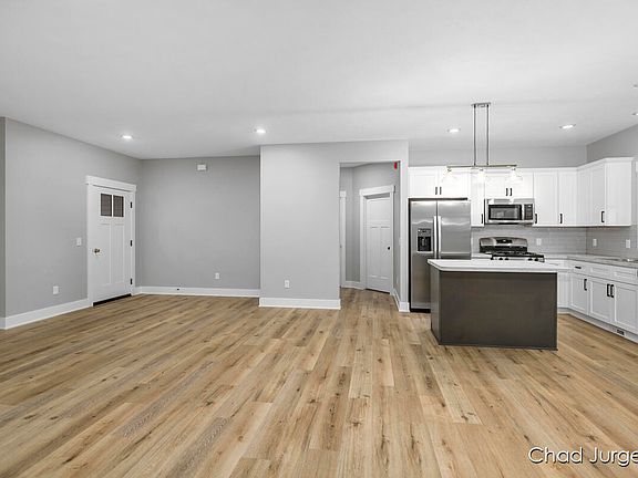 4th image of 5182 Olen Ct