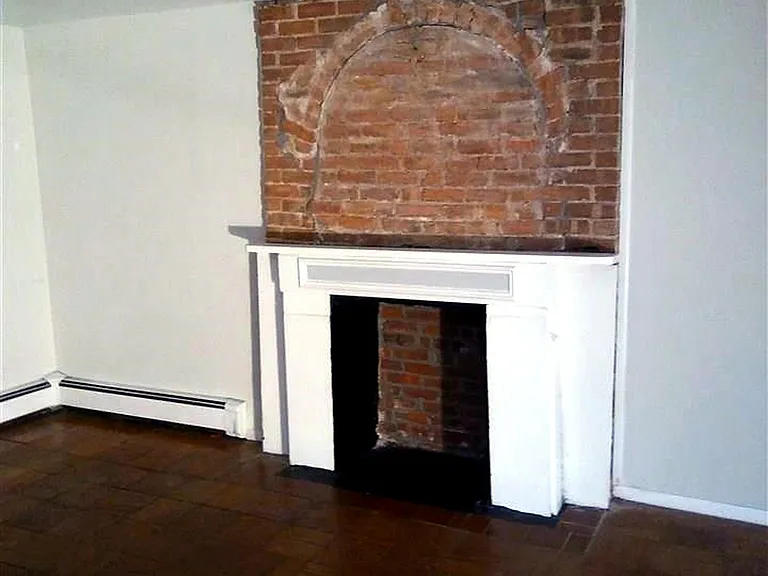 220 Garden St #1 — Photo 3