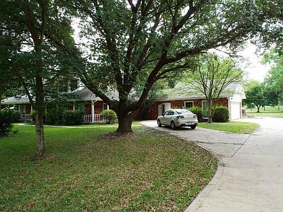 3rd image of 21323 Fontana St