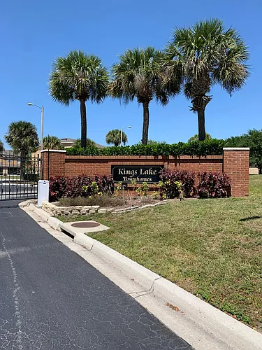 12611 Kings Crossing Dr Photo 1