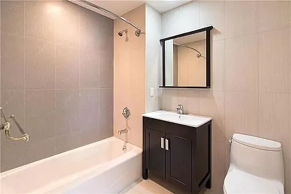 Rented by REAL New York | media 59