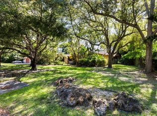 11501 SW 92nd Ct, Miami, FL 33176