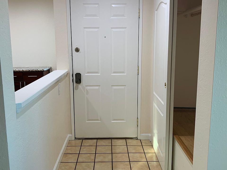 Main Entrance with Coat Closet
