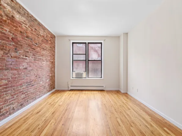 435 7th Avenue image 1 of 5