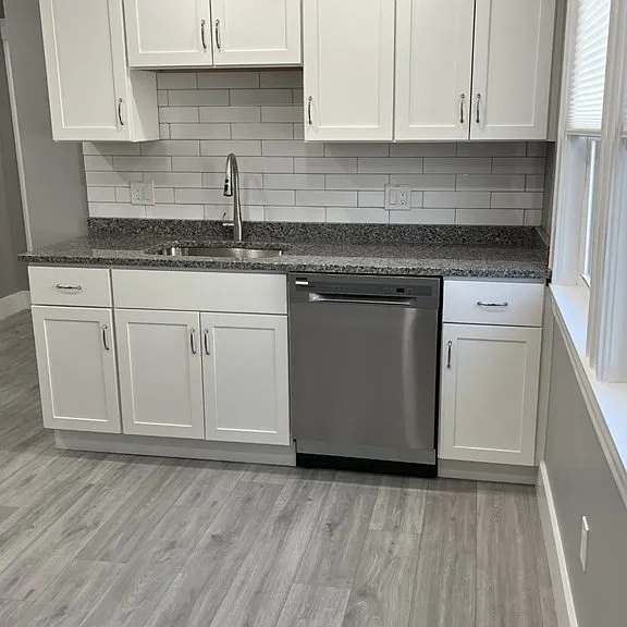 119 Safford St #1 — Photo 3