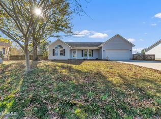 306 Carrie Ct, Newport, NC 28570