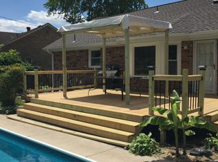 516 N Claypool Ct, Virginia Beach, VA 23464