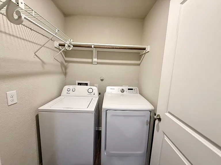 10310 Waverunner — Photo 16