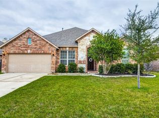911 River Crossing Dr, Conroe, TX 77384