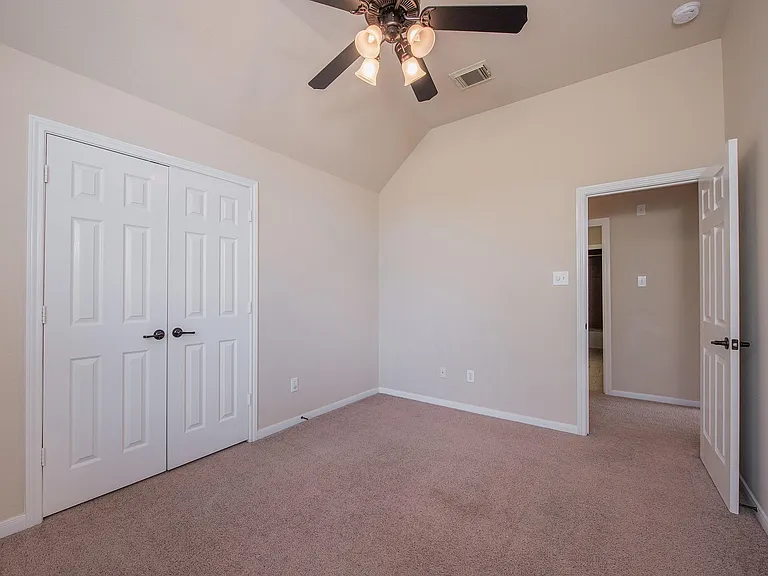 158 Rocky Point Dr — Photo 31