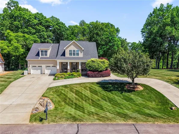 104 N Madera Dr, Mocksville, NC 27028