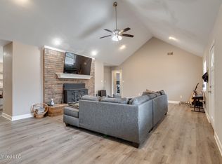 307 Woodview Rd, Byhalia, MS 38611