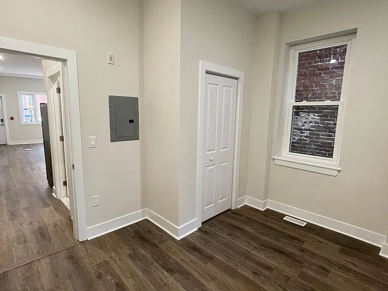 507 Christian St — Photo 12