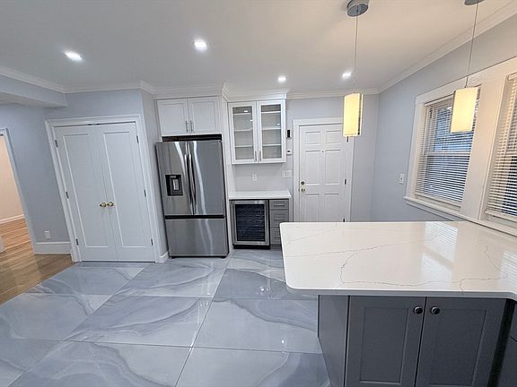5th image of 31 Quincy St #31