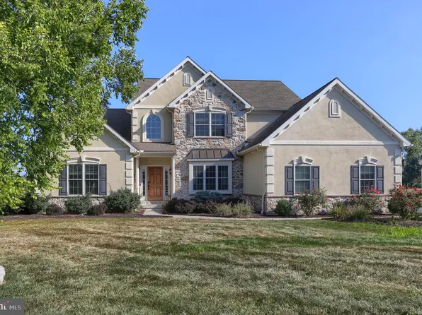932 Meadowood Cir #L-0227, Lebanon, PA 17042