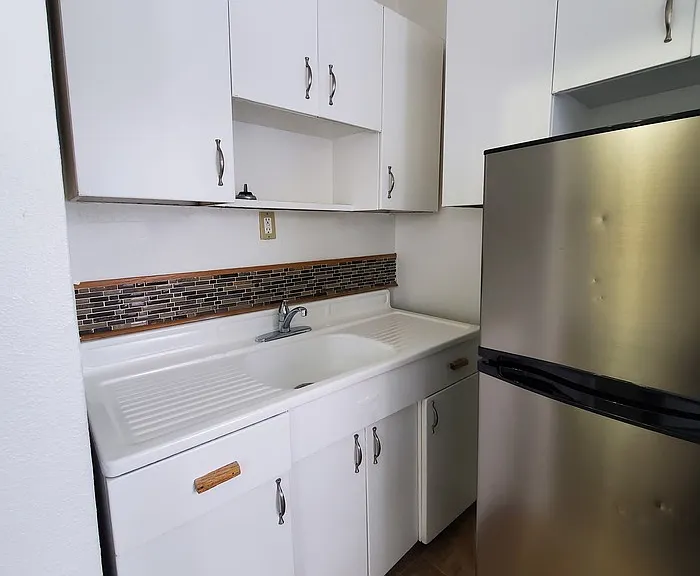 420 2nd Ave NE #202 — Photo 9