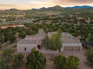 5 Estrella De La Manana, Santa Fe, NM 87508