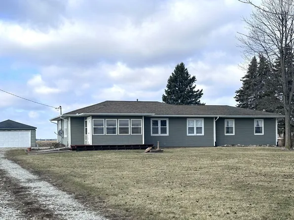 1086 State Route 41, Galesburg, IL 61401