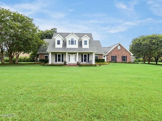 314 Fort Hamilton Dr, Opelousas, LA 70570