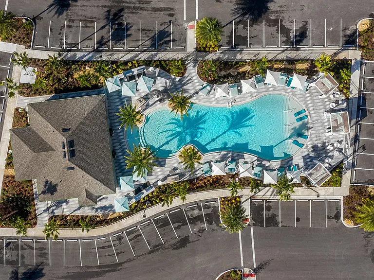 Botanic Waterside Apartments at Lakewood Ranch — Photo 6