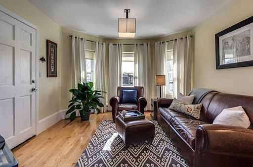 4th image of 57 Hinckley St #3