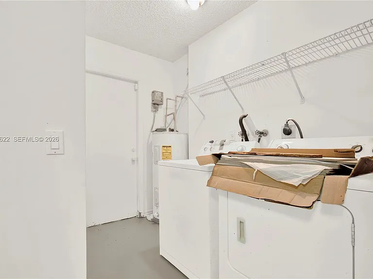 16301 SW 100th Ter — Photo 31