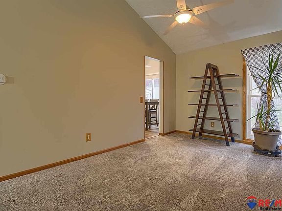 5th image of 3733 Lynnwood Dr