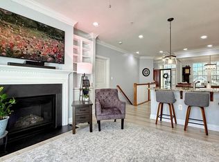 30 Steeplechase Dr, La Plata, MD