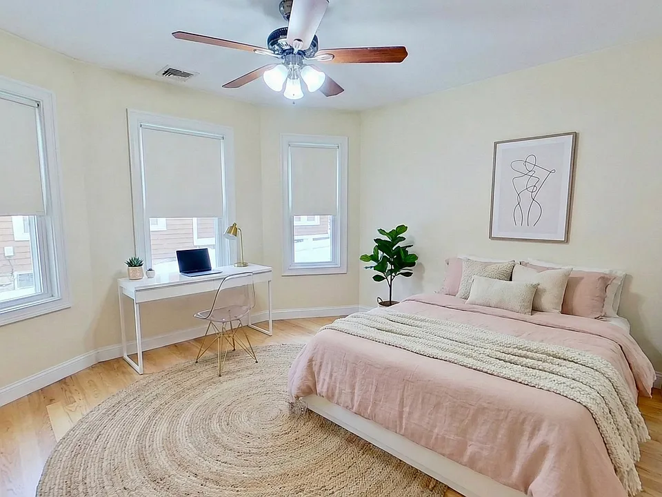 50 Turner St #1