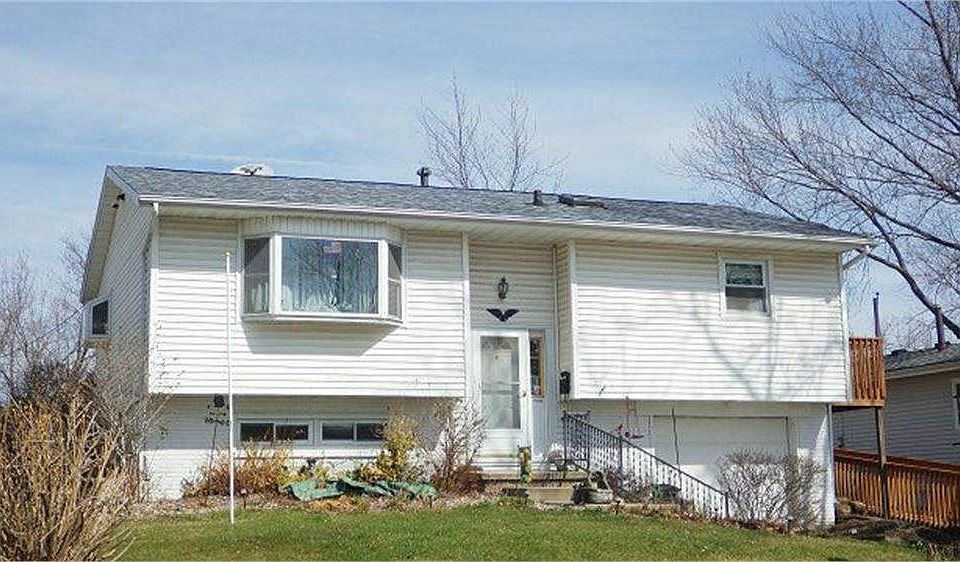 1st image of 1934 Bristol Dr